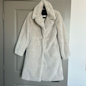 Lucky Brand Ivory faux fur long coat size XS